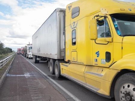 La Autopista México-Puebla suele registrar alta congestión vial en horas pico, conoce aquí cuáles son estos horarios / Es Imagen