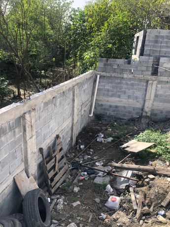El escombro se iba a utilizar para rellenar un espacio que la autoridad señaló como parte del cauce natural de un arroyo. | Cortesía