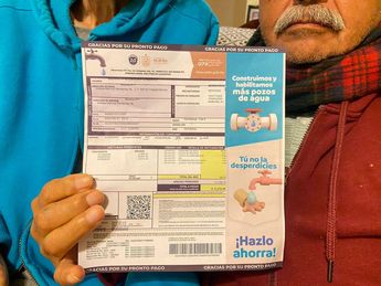 Cobro excesivo en Agua y Drenaje. Pareja denuncia recibo de 12 mil pesos / Frida Rodriguez