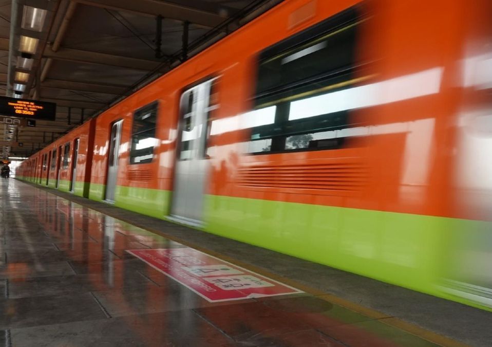 Línea 1 del Metro CdMx reanuda servicio en 11 estaciones | Cuartoscuro