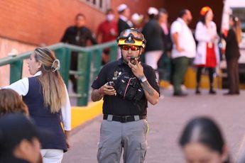 Desalojan a pacientes en Clínica 2 del IMSS en Monterrey. / Luis Guerra