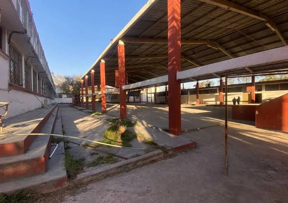 Secundaria es blanco de robos en Monterrey; no cuenta con energía eléctrica