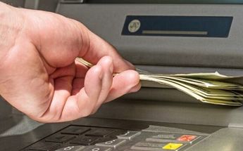 Banco que no cobra comisión por retirar dinero de la Tarjeta Rosa