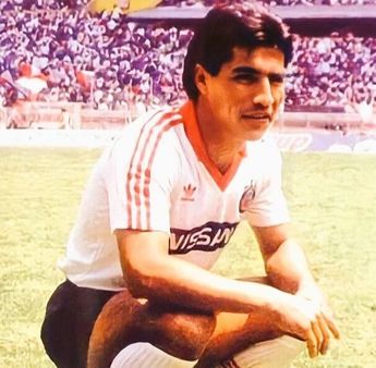 Benjamín Galindo, jugador histórico de Chivas por su golpeo de balón y goles de tiro libre | Vía X