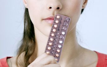 Anticonceptivos podrían causar coágulos en mujeres con Covid-19: estudio