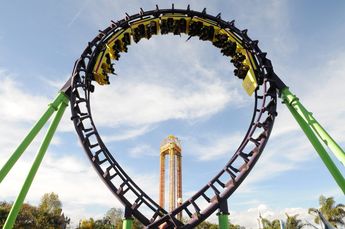 Así es el Boomerang de Six Flags