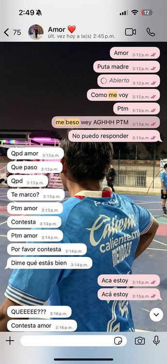 Tras el presunto beso forzado, la joven platicó con su novio según consta en una conversación / Cortesía Ari Téllez