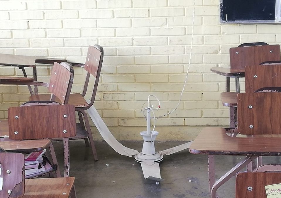 Cae abanico de techo y lesiona a alumna en San Nicolás