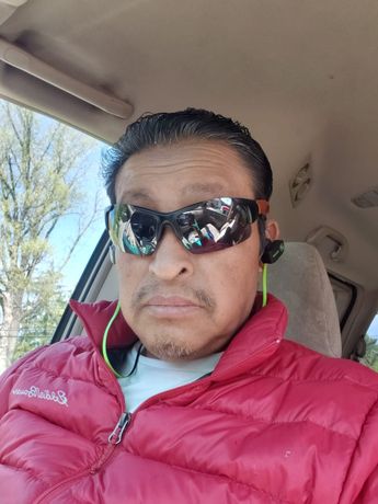 Luis Manuel Hernández envía remesas para solventar los gastos de su familia. | Especial