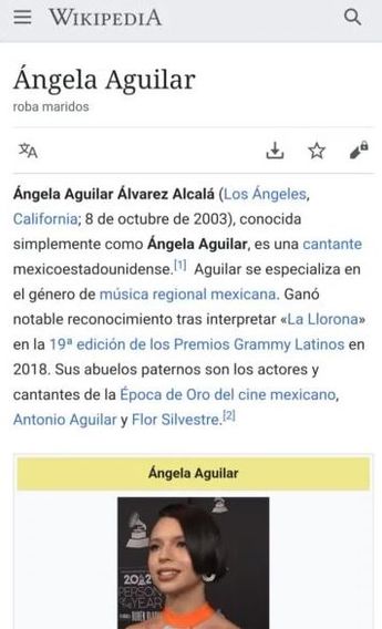 Así lució la biografía de Ángela Aguilar por unos instantes en Wikipedia