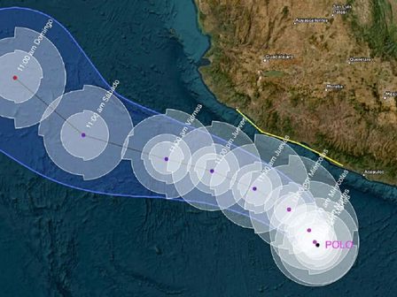 El Huracán Polo avanza a ritmo lento, prolongando sus efectos en varios estados. | Centro Meteorológico del Pacífico