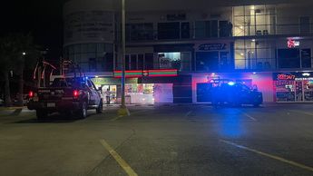 El hecho fue reportado en el cruce de las avenidas Luis Elizondo y Eugenio Garza Sada. | Ángel Mercado