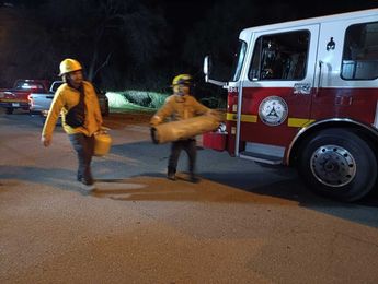 Elementos de Protección Civil y Bomberos de Jalisco | Telediario