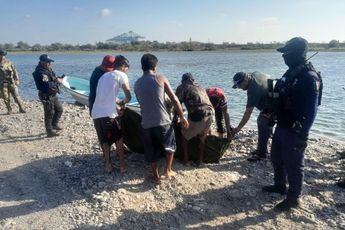 Pescadores, balseros y voluntarios se sumaron a las labores de búsqueda | Michel Torres Villanueva