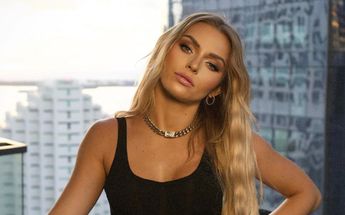 Irina Baeva será la nueva Aventurera, así lo dio a conocer el productor Juan Osorio.