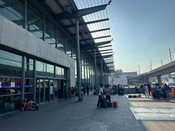 Vacacionistas regresan ante el inicio de clases en Nuevo León. | Pedro Delgado