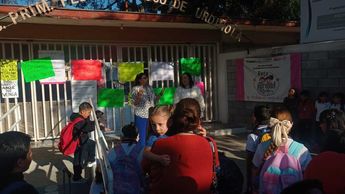 Alumnos de primaria en Urdiñola enfrentan rezago académico tras interrupciones en sus clases.
