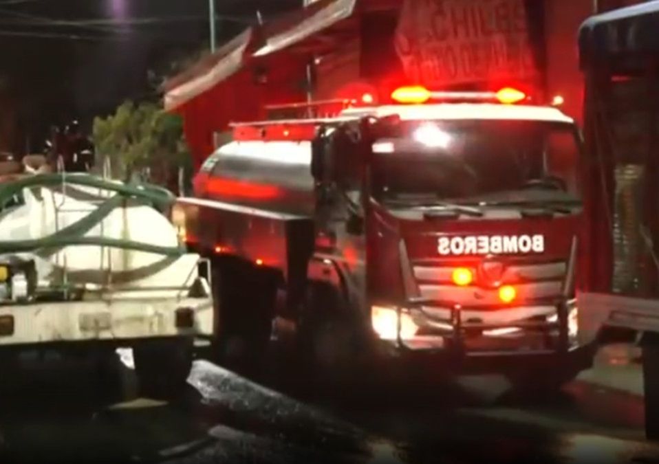 Según los primeros reportes, el comercio que explotó en Tlalpan era un molino de chiles que almacenaba croquetas y papel | Telediario