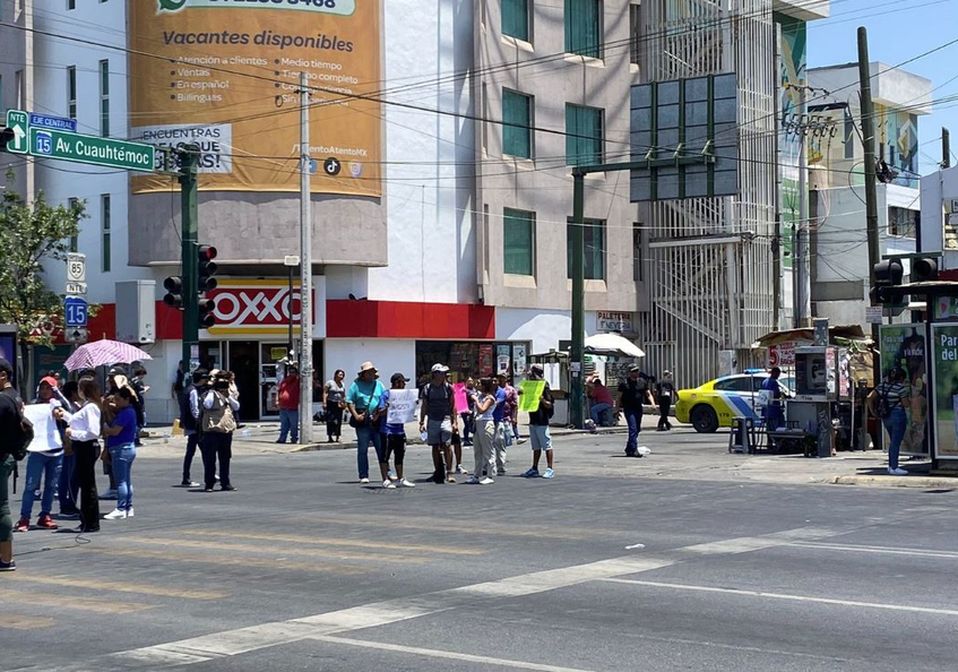 Comerciantes se manifestaron por multas excesivas e incumpliendo de acuerdos de las autoridades. | Pamela Villanueva