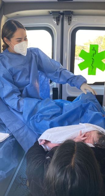 Tras la revisión, la médica en turno determinó su traslado inmediato al Hospital General de Saltillo.