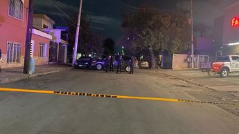 Elementos la Policía Municipal, Fuerza Civil y la Agencia Estatal de Investigaciones llegaron al lugar de los hechos. | Miranda Arias