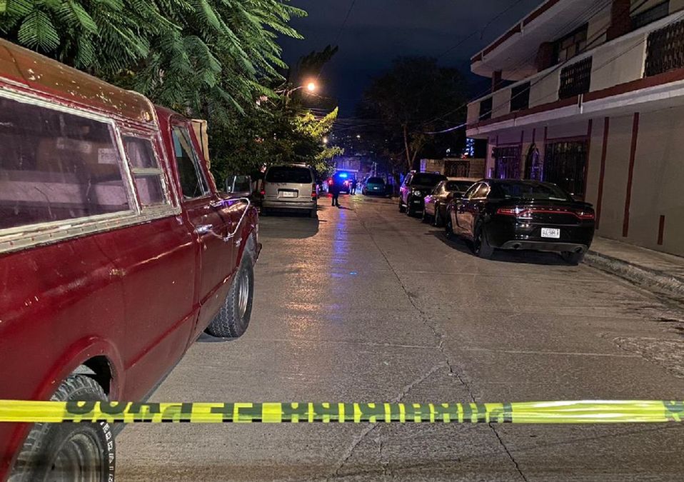 Muere hombre tras ser atacado a balazos en la colonia Álvaro Obregón. | Miranda Arias