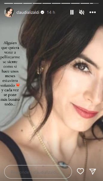 Claudia Lizaldi publicó una hsitoria en Instagram.