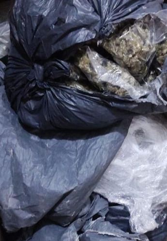 Droga decomisada al menor detenido. | Cortesía