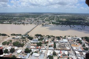 El cierre del paseo busca prevenir incidentes mientras continúa la vigilancia por la creciente del Río Bravo. | Ailain Hernández de Cuartoscuro