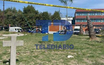Hombres armados en motocicletas atacaron una camioneta en la que iba un adulto y tres menores afuera del Centro Educativo Camino Real | Jesús Zavala