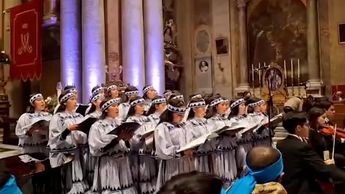 De Chihuahua al Vaticano: Niñas de casa hogar cautivan al Vaticano con 'La Guadalupana'