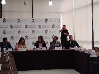 Representantes de la Fiscalía y de la Contraloría del Estado también integraron la mesa de trabajo. | Sandra González
