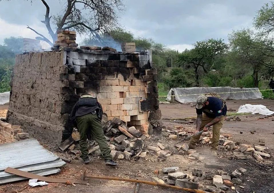 Fiscalía de Jalisco encuentra restos óseos en otro predio de Lagos de Moreno