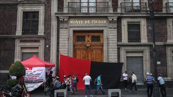 El Sindicato de Trabajadores del Monte de Piedad está conformado por dos mil 900 trabajadores, incluyendo jubilados | Cuartoscuro