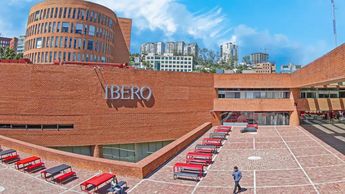 La tecnología de vanguardia y la simulación clínica de alta fidelidad permiten a los futuros médicos desarrollar habilidades | IBERO