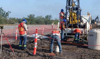 El proyecto ferroviario en Saltillo contempla obras elevadas cerca de zonas habitacionales donde varias viviendas quedarían dentro del área de constru