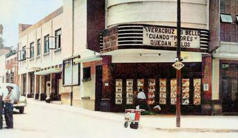 Cine Palacio cerró sus puertas tras años y años de recuerdos en el lugar. | Archivo Municipal de Saltillo