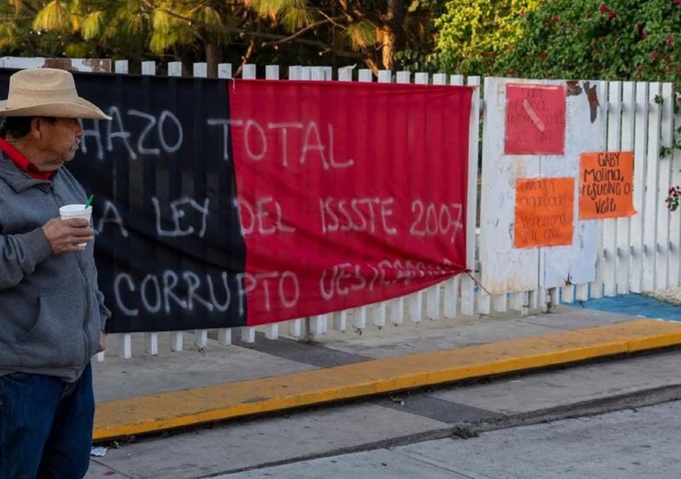 Al menos cuatro expresiones magisteriales han decidido suspender las clases en Michoacán | César Cabrera