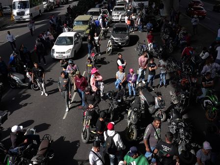 Transportistas denuncian inseguridad y extorsiones | Cuartoscuro