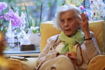 Elena Poniatowska | Juan Carlos Bautista