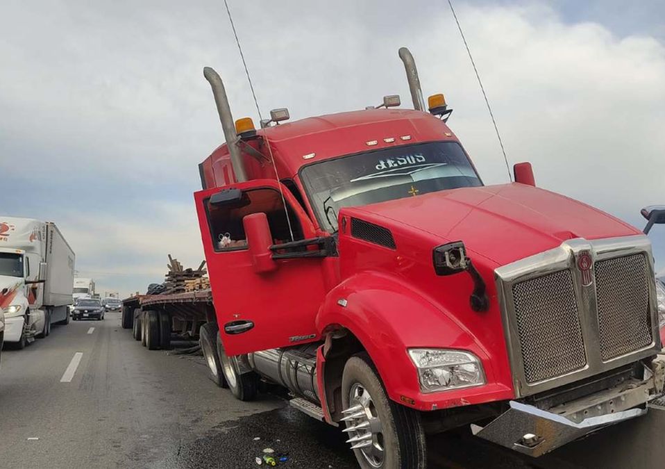 El accidente complicó la circulación. | Cortesía