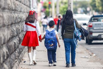 Actualmente, las y los estudiantes de todos los niveles pagan únicamente 6 pesos en el transporte público / Agencia Es Imagen