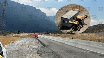 Máquinas en terrenos donde instalarán planta de Tesla. / Telediario