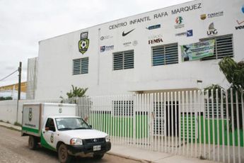 Fachada frontal del Centro Infantil Rafa Márquez en Tonalá | Telediario
