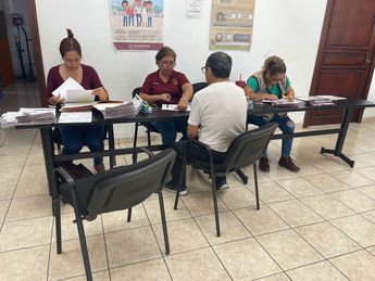 La afluencia ha sido moderada en la delegación de la Secretaría de Bienestar. | Víctor González