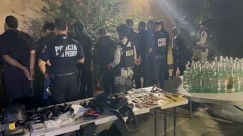 Los ahora detenidos podrían enfrentar cargos por corrupción de menores y otros delitos. | Cortesía