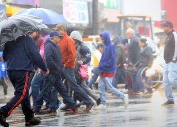 Lluvia en Monterrey. | Raúl Palacios