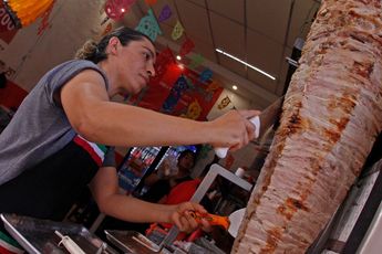 Mujeres de Puebla lideran taquerías | Melanie Torres