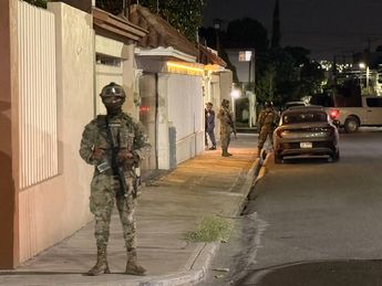 El cateo realizado por la FEMDO en Saltillo provocó el cierre temporal de vialidades y la presencia de corporaciones federales. | Christian Montelongo