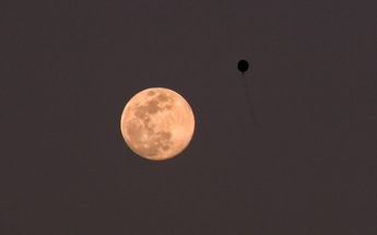 Luna llena / Andrés Lobato